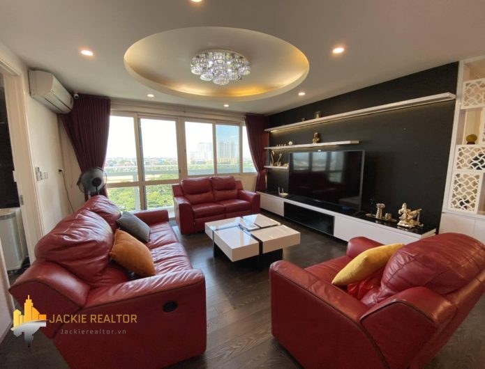 Classy 5-star furnished apartment for rent in E1 Ciputra (1)