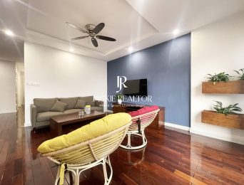 Colorful 130SQM 2BHK serviced apartment in To Ngoc Van for rent (3)