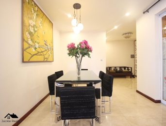 Colorful fully-equipped apartment for rent in L2, The Link Ciputra Hanoi, next to golf course (15)