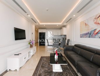 Comfortable 3-bedroom apartment for rent at 59 Xuan Dieu (2)