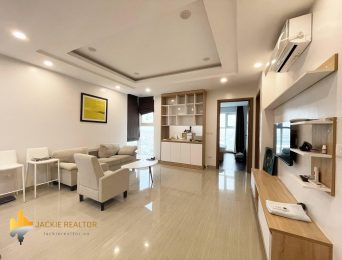 Comfortable apartment for rent in L4 Ciputra, close to golf course (3)