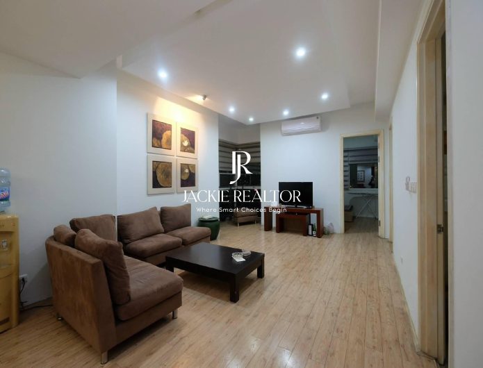 Commodious 3-bedroom apartment in E4 Ciputra for rent (1)