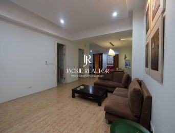 Commodious 3-bedroom apartment in E4 Ciputra for rent (3)