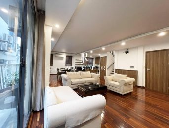 Contemporary Living in Hanoi's Quang Khanh Luxurious duplex apartment for rent (3)