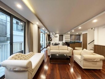 Contemporary Living in Hanoi's Quang Khanh Luxurious duplex apartment for rent (4)