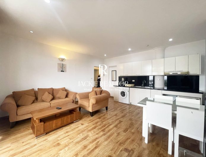 Cozy 2BDs apartment for rent in Lane No. 06, Dang Thai Mai Str (1)