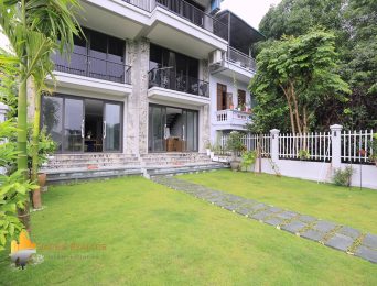 Cozy 2BRs serviced apartment for rent in 399 Au Co (2)