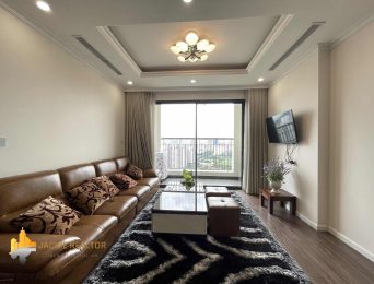 Cozy 3-bedroom apartment for rent in Sunshine Riverside (2)