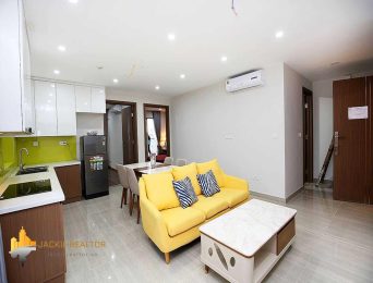 Cozy rental apartment in The Link Ciputra, near the golf course (16)