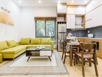 Cozy serviced apartment with 2 bedrooms in Tay Ho for rent (2)