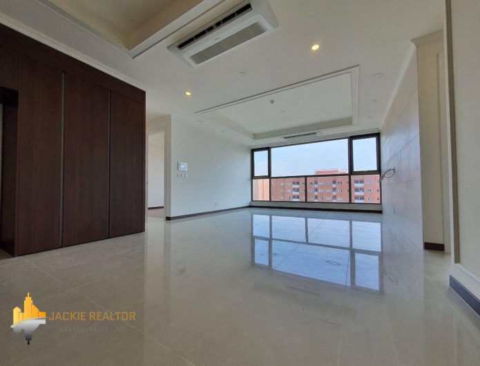 Delightful 4BRs Starlake apartment for rent for unfurnished (1)