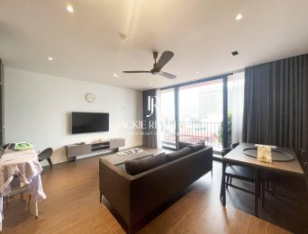 Deluxe 2-bedroom apartment in Xuan Dieu, Tay Ho for rent (2)