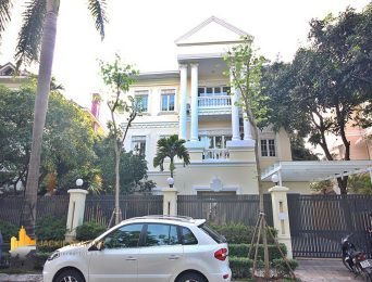 Detached villa in Ciputra for rent with a nice outdoor pool and a great garden (1)