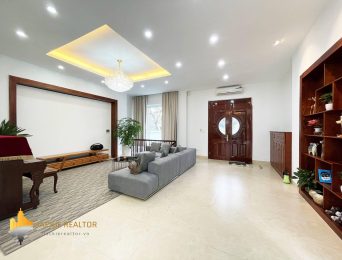 Dreamy 3BRs semi-detached house for rent in Vinhomes Riverside (3)