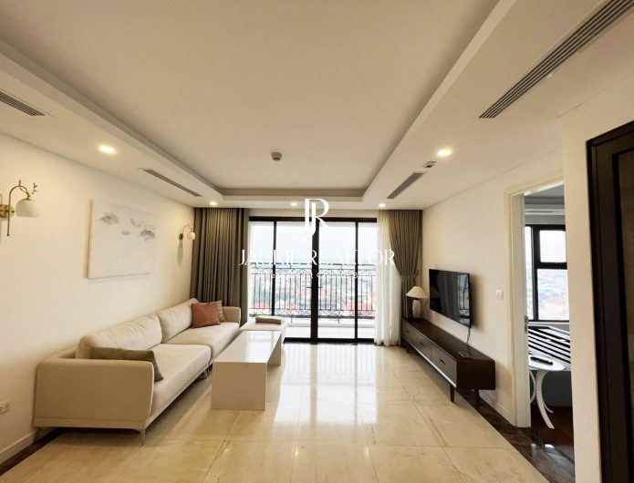 Elegant 2-bedroom apartment for rent in D' Le Roi Soleil (1)