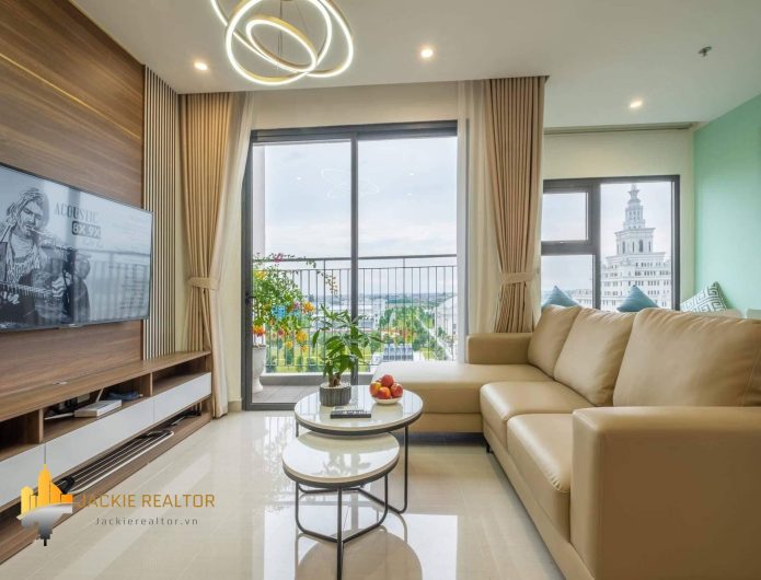 Elegant 2BRs apartment for rent near VinUni Vinhomes Ocean Park (1)