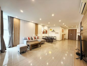 Elegant 3-bedroom apartment at L4 Ciputra for rent (2)