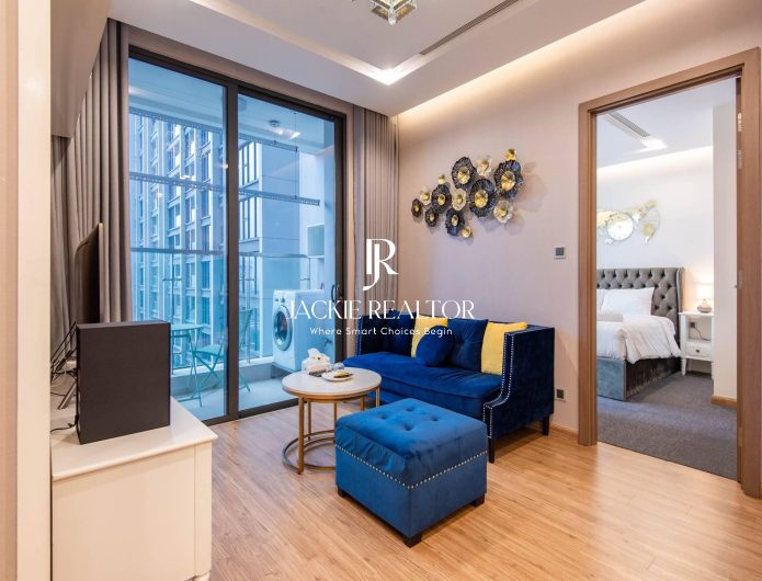 Elegant neo-classical apartment for rent in M2 building, Vinhomes Metropolis (1)