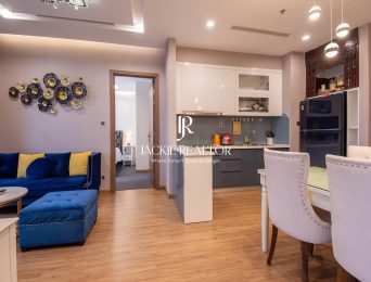 Elegant neo-classical apartment for rent in M2 building, Vinhomes Metropolis (3)