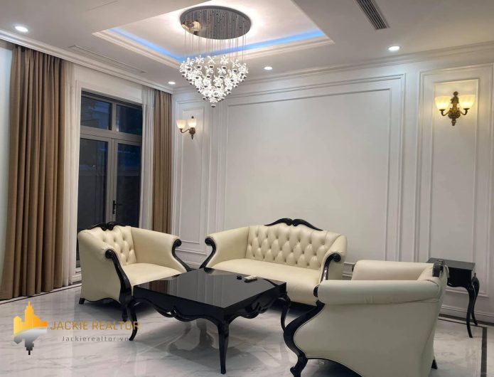 Elegant neoclassical villa for rent in Vinhomes The Harmony (1)