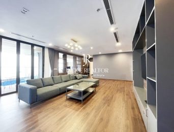 Elgant 270SQM penthouse in Vinhomes Metropolis for rent with a beautiful lake view (5)