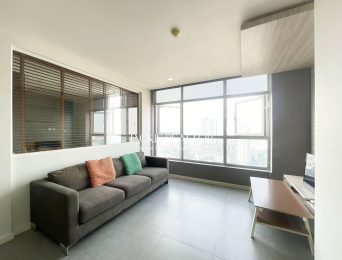 Excellent 1-bedroom apartment in Watermark Lac Long Quan for rent (2)