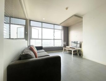 Excellent 1-bedroom apartment in Watermark Lac Long Quan for rent (3)