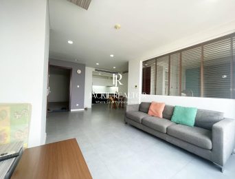 Excellent 1-bedroom apartment in Watermark Lac Long Quan for rent (4)