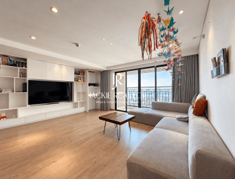 Excellent 2-bedroom 111-SQM apartment in D Le Roi Soleil for rent (3)