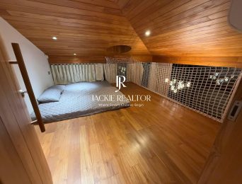 Excellent 270m2 island villa with river view for rent at Ecopark (27)