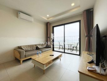 Excellent 3-bedroom transferred apartment at Kosmo Tay Ho (2)