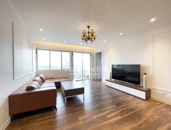 Excellent renovated 3 bedrooms in Ciputra for rent (2)