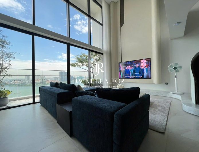 Exceptionala 4-bedroom duplex apartment in Heritage Westlake for rent (1)