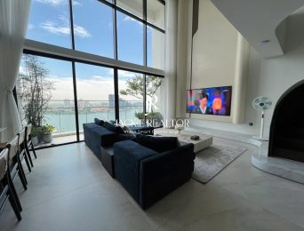 Exceptional 4-bedroom duplex apartment in Heritage Westlake for rent (2)