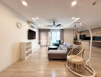 Exclsusive 4-bedroom apartment in Kosmo Tay Ho for rent (2)