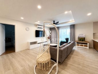 Exclsusive 4-bedroom apartment in Kosmo Tay Ho for rent (3)
