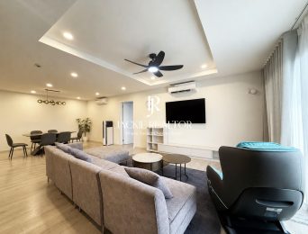 Exclsusive 4-bedroom apartment in Kosmo Tay Ho for rent (4)