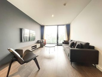 Exclusive 2-bedroom duplex apartment in Truc Bach for rent (2)