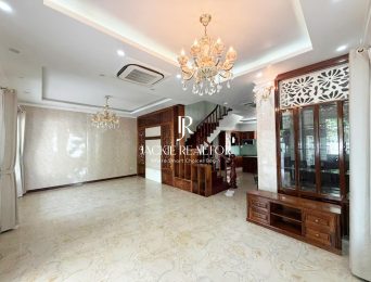 Expansive 5-bedroom garden villa in Ciputra Hanoi for rent (4)