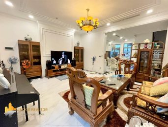 Expensive wooden furnished house for rent in Vinhomes The Harmony (3)