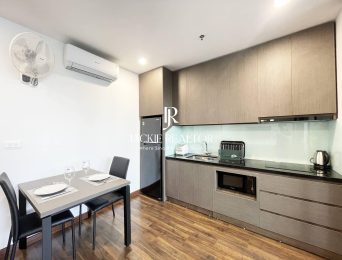 Exquisite 1BR serviced apartment for rent in Ba Dinh (4)