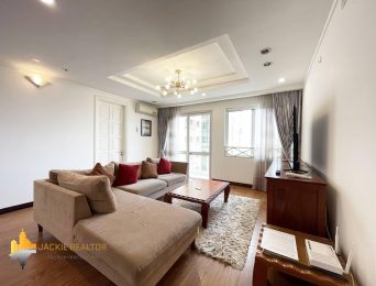 Exquisite 4-bedroom apartment in G2 G3 Ciputra for rent (3)