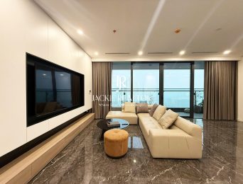 Eye-catching 3BRs (+1) 160-SQM apartment for rent in Sunshine Golden River (5)