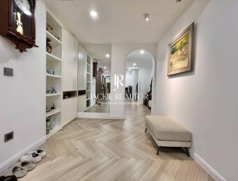 Fantastic 4-bedroom apartment at The Link Ciputra for rent (4)