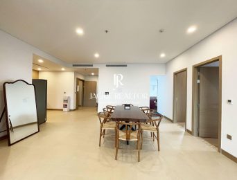 Fantastic 4BRs Lancaster Luminaire apartment for rent with professional services (5)