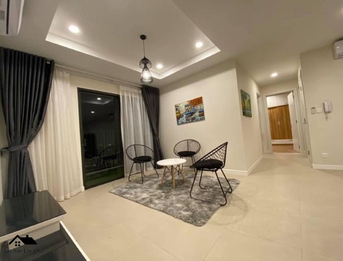 Fantastic 700 USD 2 BRs & 2WCs apartment for rent in Novo Tower, Kosmo Tay Ho, Hanoi (1)