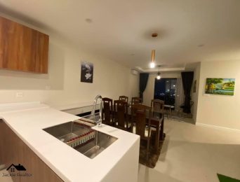 Fantastic 700 USD 2 BRs & 2WCs apartment for rent in Novo Tower, Kosmo Tay Ho, Hanoi (4)