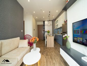 Fantastic apartment in Vinhomes Green Bay Me Tri Nam Tu Liem for rent (6)