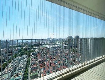 Fantastic lake-view 2-bedroom apartment for sale at Kosmo Tay Ho (2)