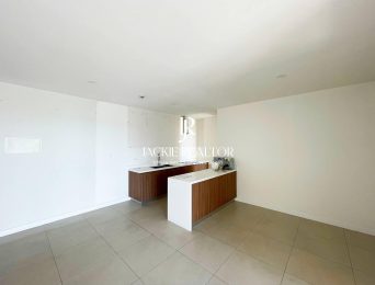 Fantastic lake-view 2-bedroom apartment for sale at Kosmo Tay Ho (5)